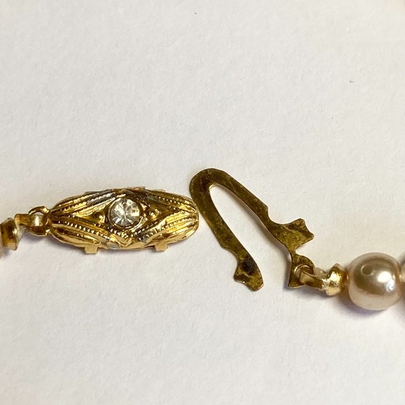 Vintage Cream Glass Pearl Necklace 24" 6mm Hand Knotted Matinee Length Clasp - Picture 5 of 9